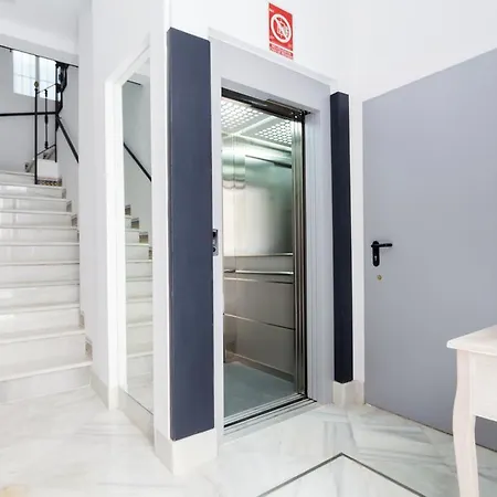 Hostly Acetres 1A Loft In City Center, Comunal Terrace, Fibre,Parking Optional Seville Exterior photo