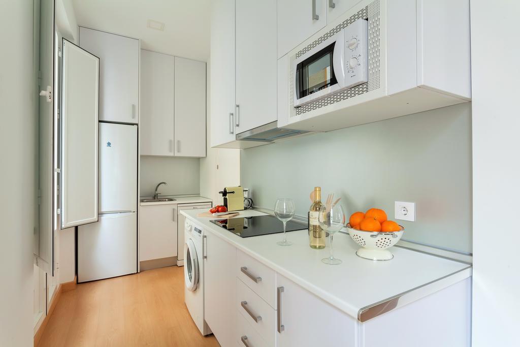 Apartment Hostly Acetres 1a Loft In Center, Comunal Terrace, Fibre,parking Optional *