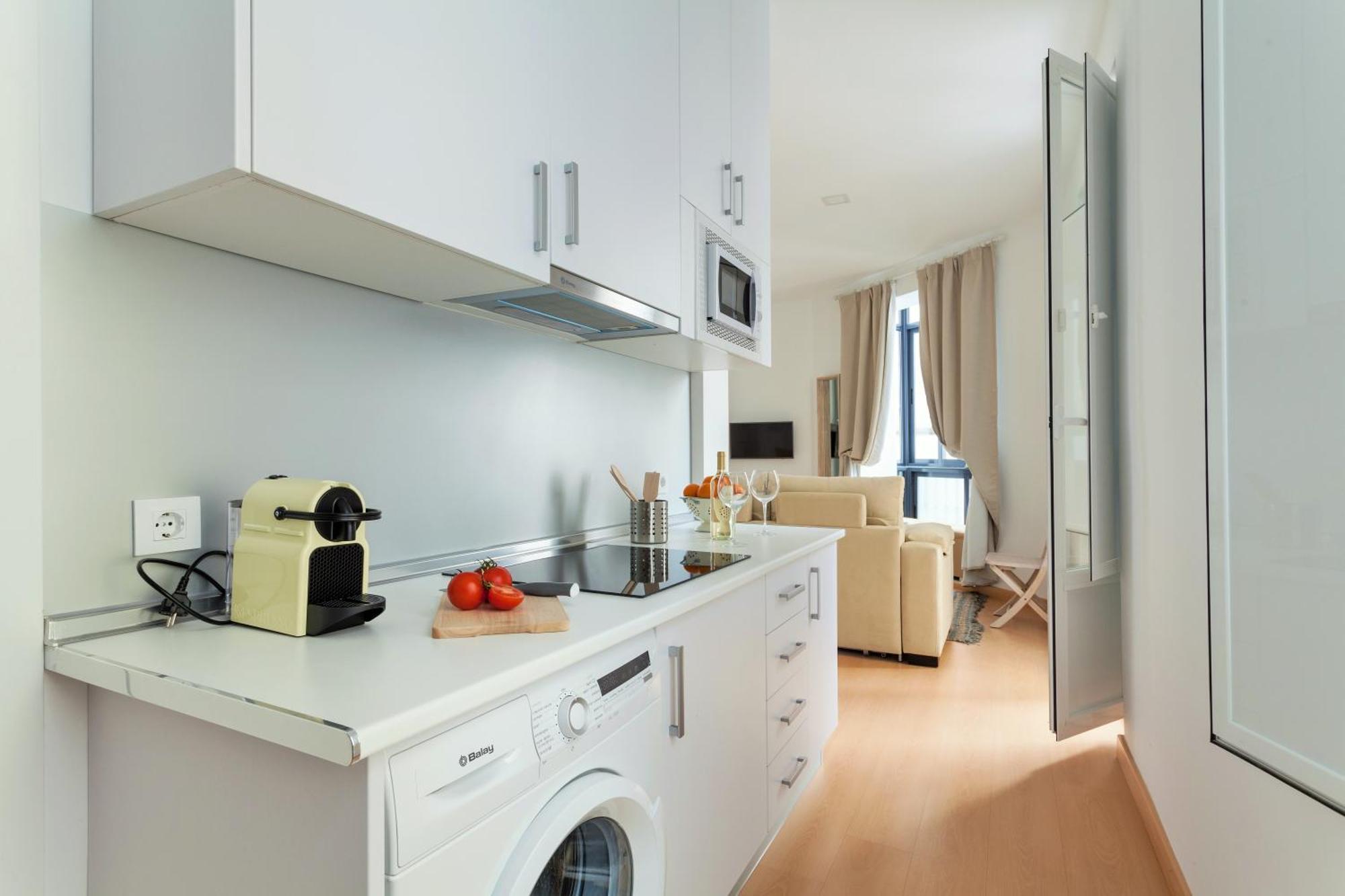 Hostly Acetres 1a Loft In Center, Comunal Terrace, Fibre,parking Optional Seville
